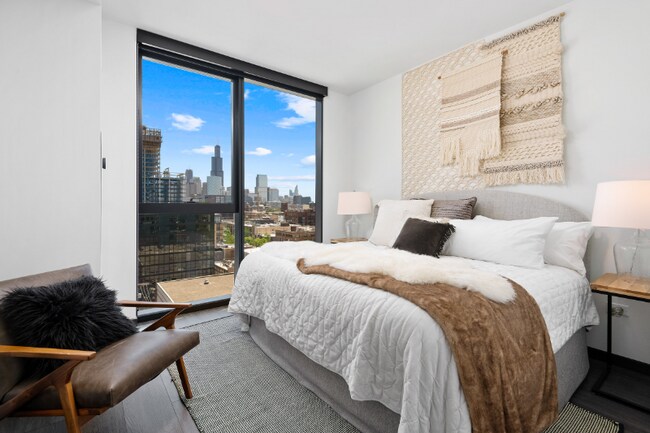 Foto del edificio - 1403 W Randolph St
