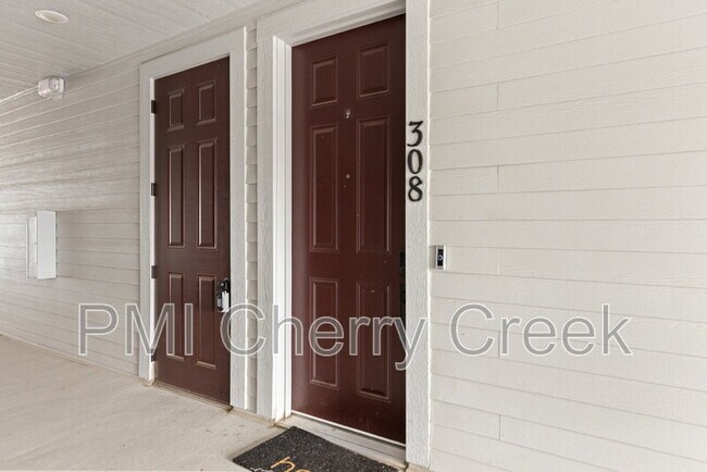 Foto del edificio - 9570 Accord Ln