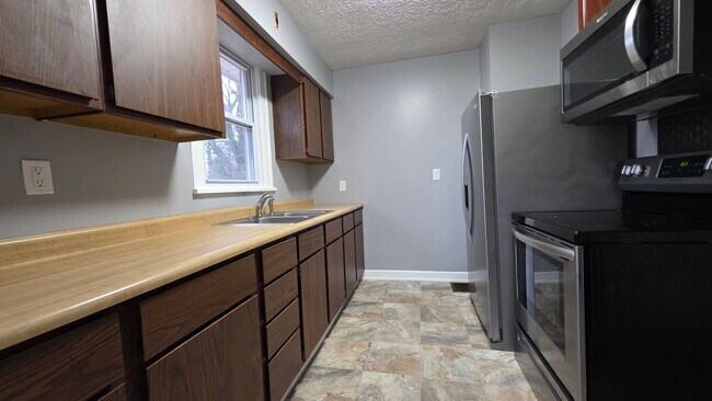 Foto del edificio - 530 Fleming Rd