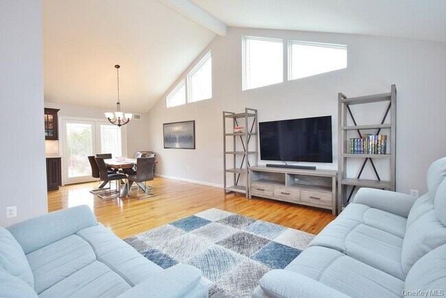 Foto del edificio - 478 Lake Rd