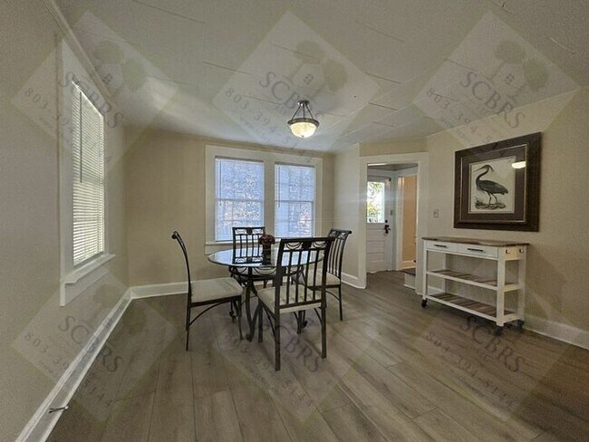 Foto del edificio - 719 Beltline Blvd