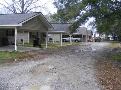 Primary Photo - 359 Saizan Ave