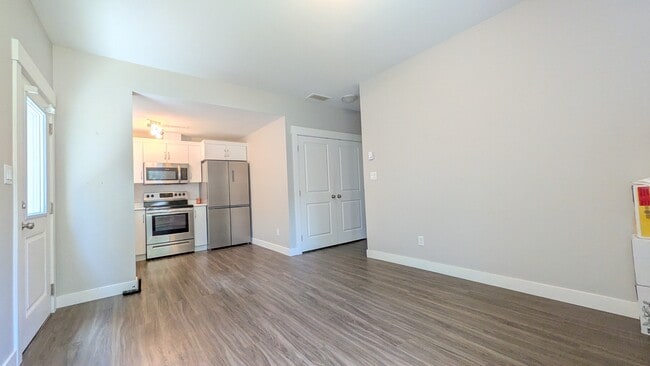Photo du bâtiment - 65541 Skylark Dr