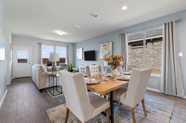 Foto del edificio - New 4BR/2BA in Fort Worth’s Pioneer Point ...