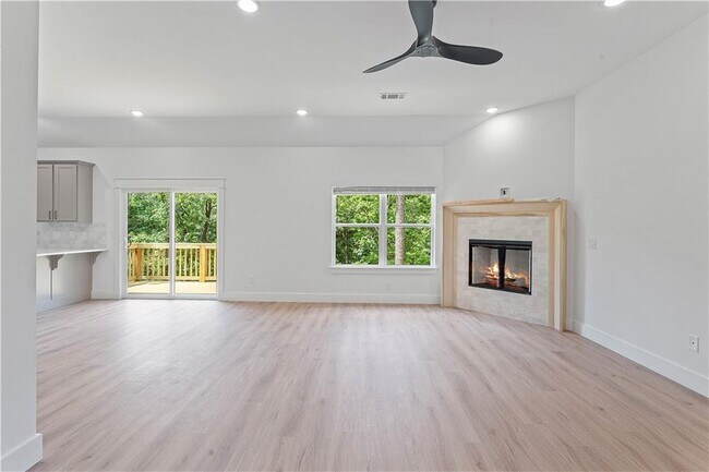 Building Photo - 17 Westmorland Dr