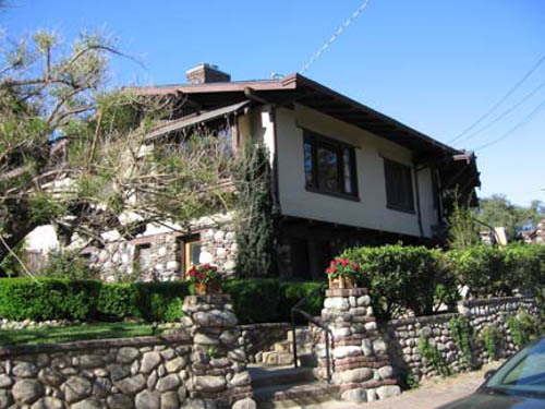 Building Photo - 370 Arroyo Ter