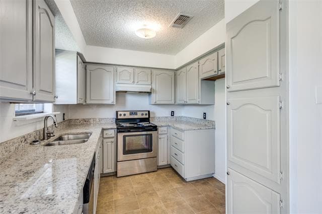 Building Photo - 6504 Kary Lynn Dr N