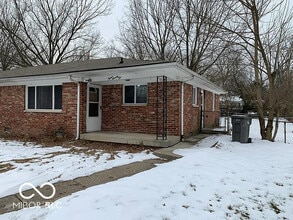 Building Photo - 1272 N Ridgeview Dr