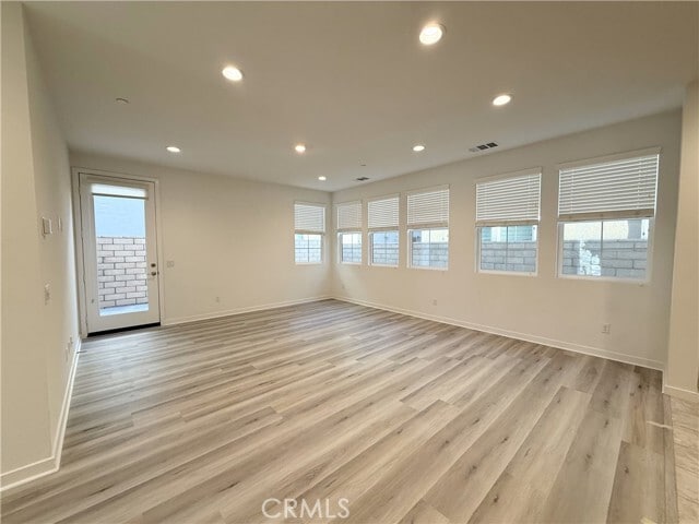 Building Photo - 3881 E Cranbrook Paseo