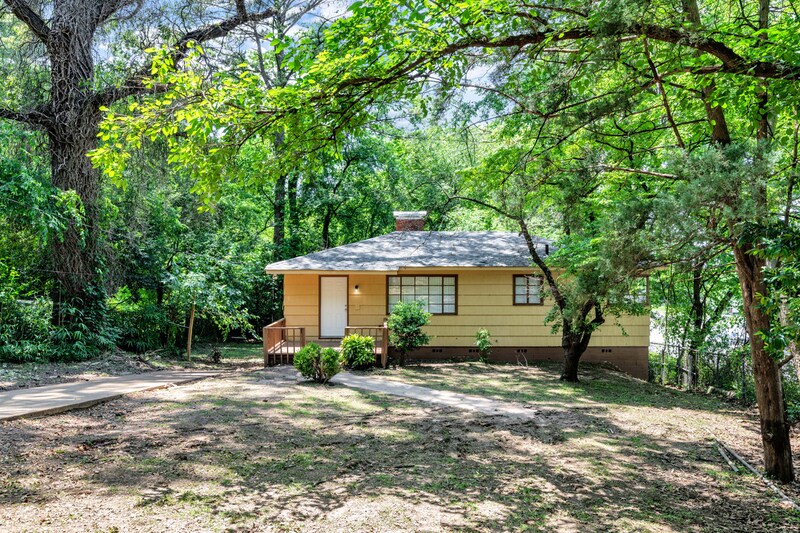 Foto principal - 1048 2nd St W