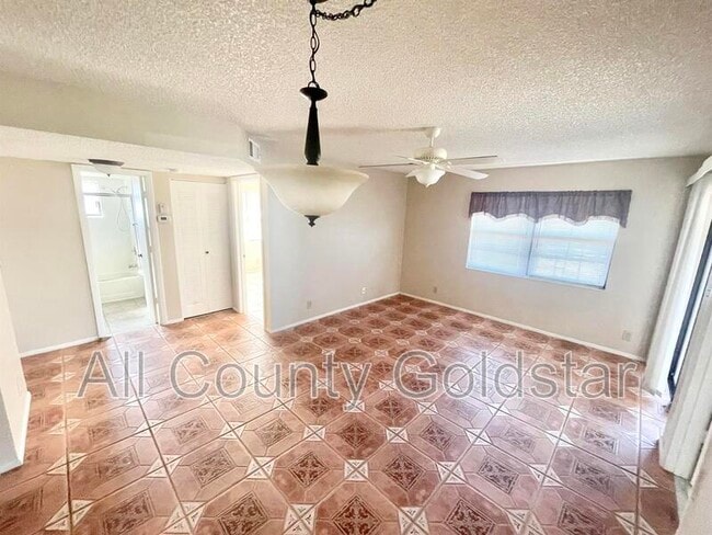 Building Photo - 19505 Quesada Ave