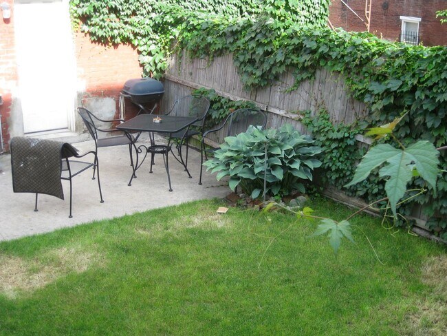 Foto del edificio - FULL HOUSE RENTAL AVAILABLE