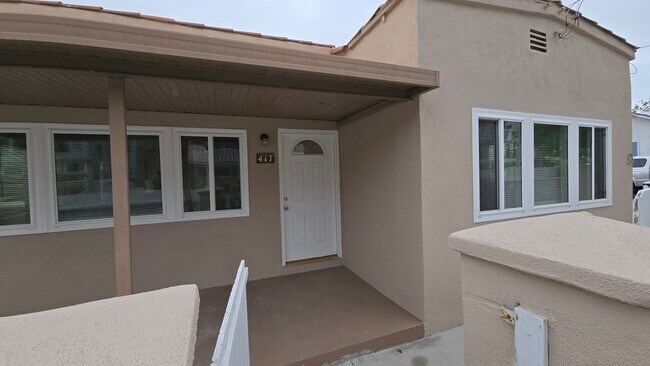 Front Entrance 2 - 417 Ocean View Ave House