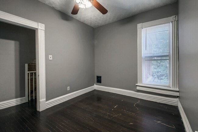 Foto del edificio - 226-228-228 Wilber Ave