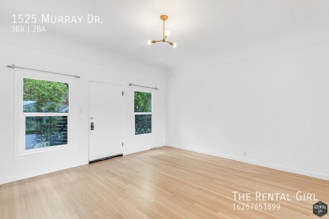 Building Photo - 1525 Murray Dr