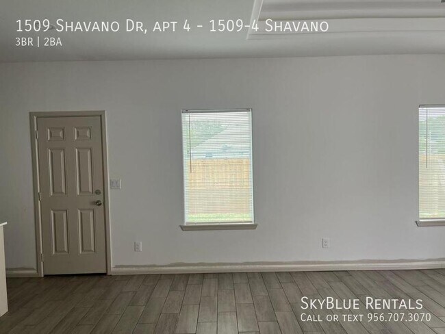 Building Photo - 1509 Shavano Dr