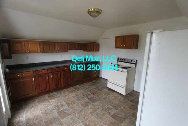 Foto del edificio - We Pay Water! Great Price on a 1 Bed, 1 Ba...