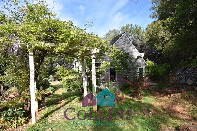 Foto del edificio - 18786 Buck Mountain Rd