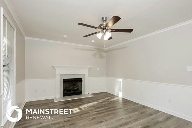 Building Photo - 90 Cedarhurst Ln