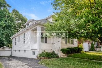Building Photo - 3983 Lovell Ave