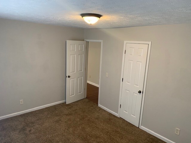Building Photo - 12 Candlewood Terrace NE