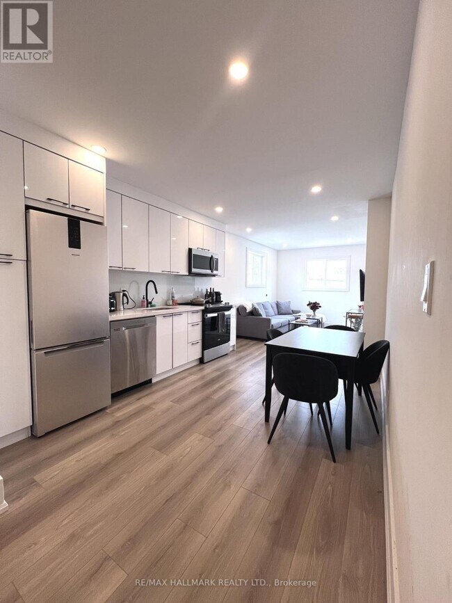 Photo du bâtiment - 13 Brookfield St