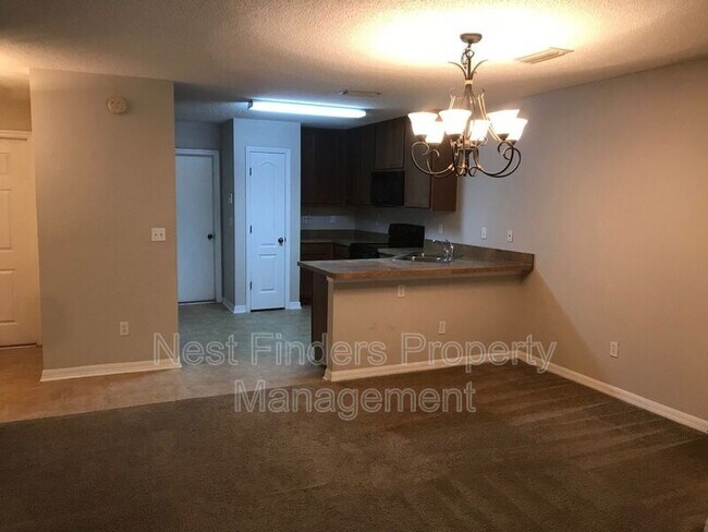 Foto del edificio - 7637 Melvin Rd