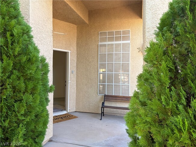 Foto del edificio - 5708 Owl Butte Ct