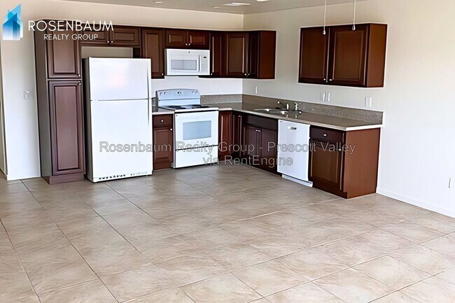 Foto del edificio - 3894 N Tani Rd