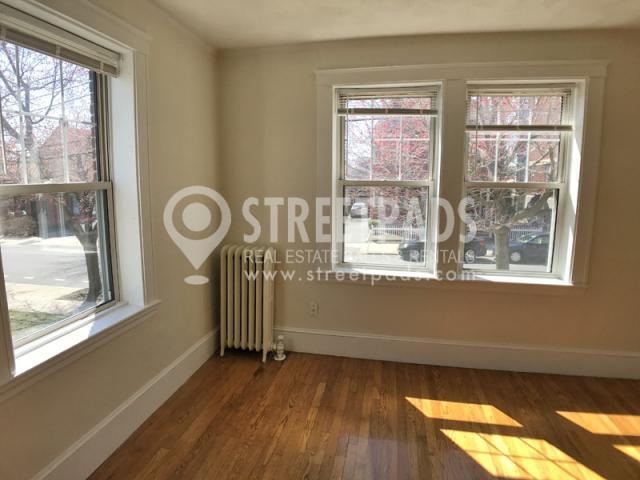 Foto del edificio - 1 bedroom in Somerville MA 02143