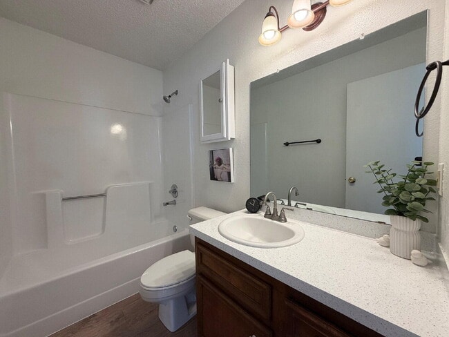 Building Photo - 8210 Vernon Ave