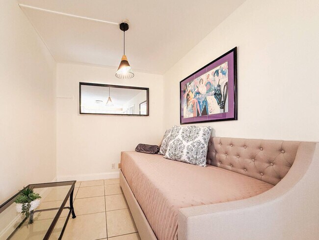 Foto del edificio - 3672 NW 18th Ave