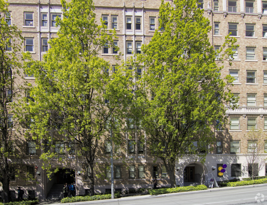 Foto del edificio - Commodore Duchess