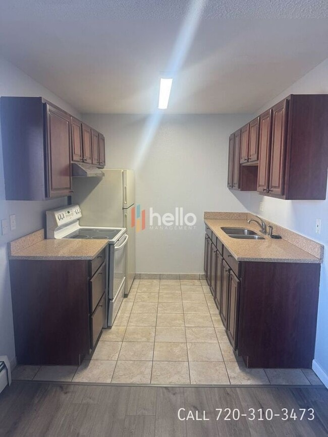 Foto del edificio - 2880 Eliot Cir