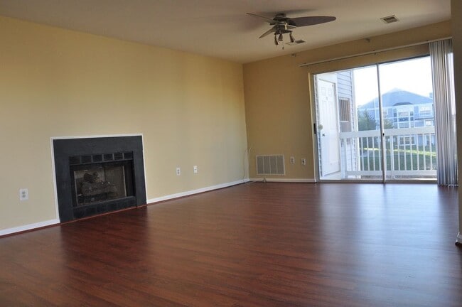 Building Photo - 20593 Cornstalk Ter