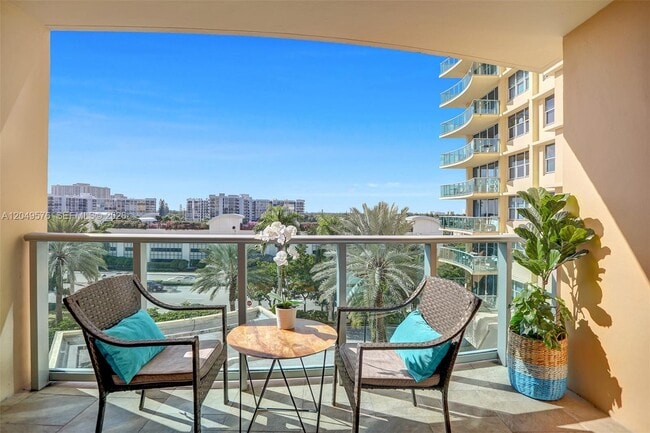 Foto del edificio - 2501 S Ocean Dr