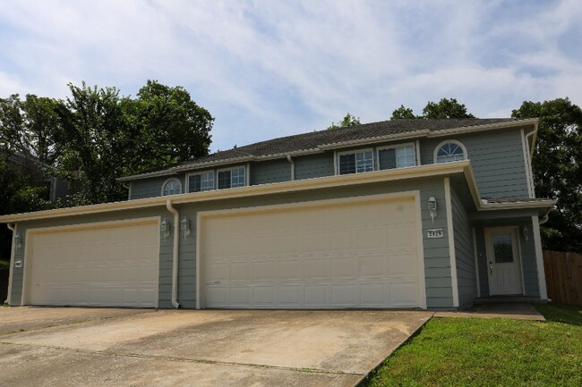 Photo - 2929 E Sterling Ct Townhome