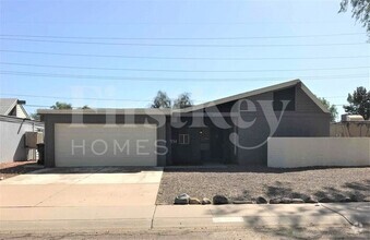 Building Photo - 9631 N 35th Dr