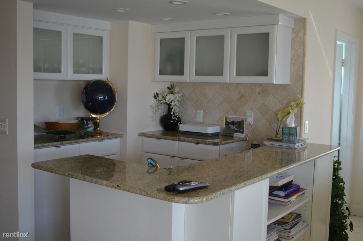 Foto principal - 2 br, 2.5 bath House - 3605 S Ocean Blvd A...