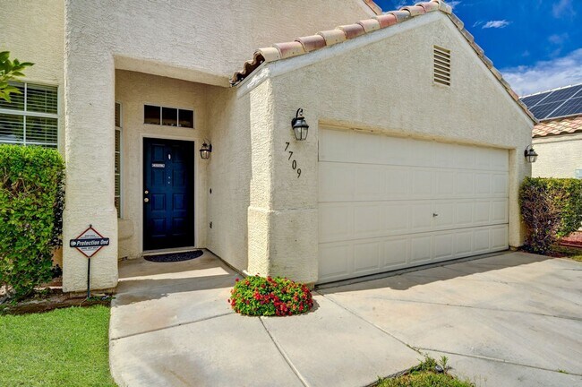 Foto del edificio - Single Story Home in Northwest Las Vegas