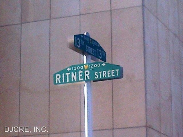 Primary Photo - 1300 W Ritner St