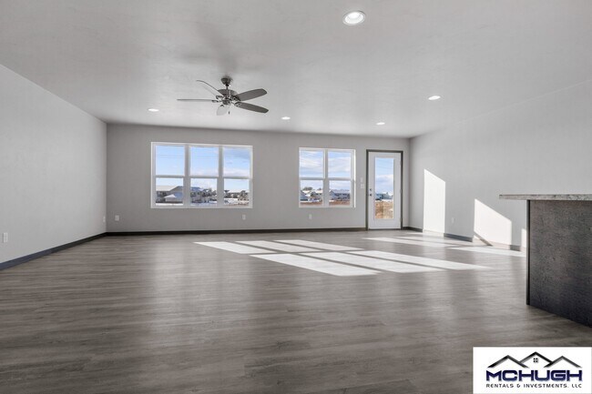 Foto del edificio - 3887 E Rubyred Dr