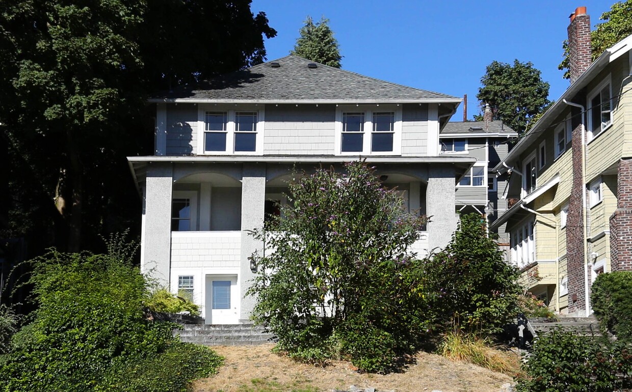 Front of house - 5235 22nd Ave NE