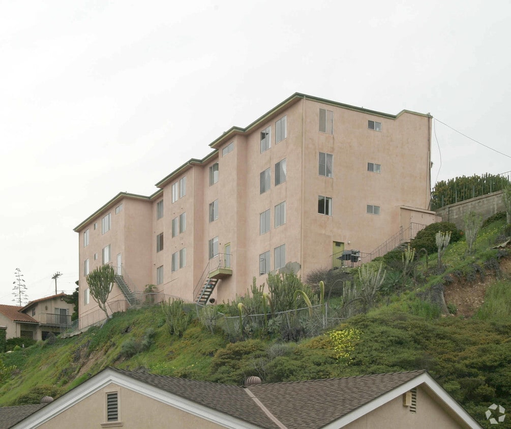 Building Photo - Loma Vista Apartment Homes