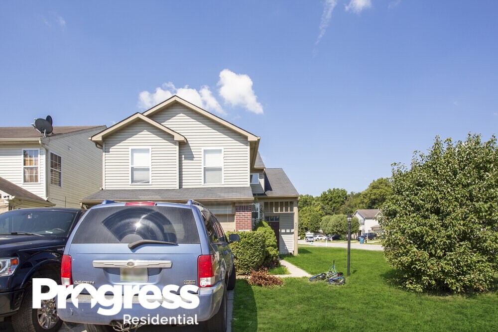 4356 Village Bend Ln, Indianapolis, IN 46254 House Rental in