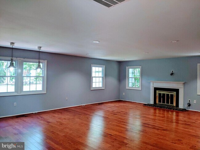 Building Photo - 4337 Mt Carriage Ln