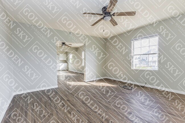 Foto del edificio - 806 W 7th St