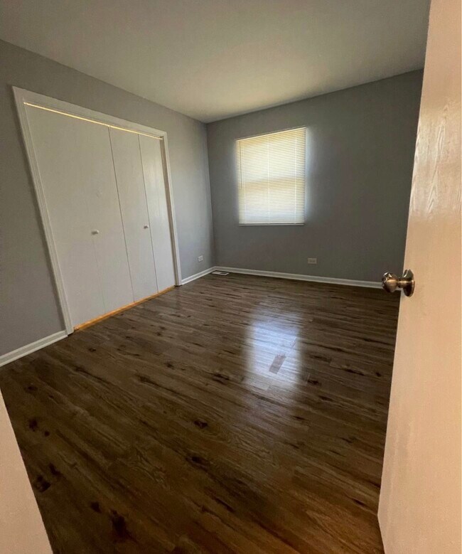 Foto del edificio - 9616 Marion Ave