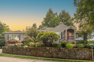 Building Photo - 3959 SW Tualatin Ave