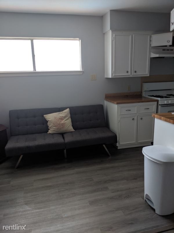 Building Photo - 1 br, 1 bath Apartment - 4510 ave U